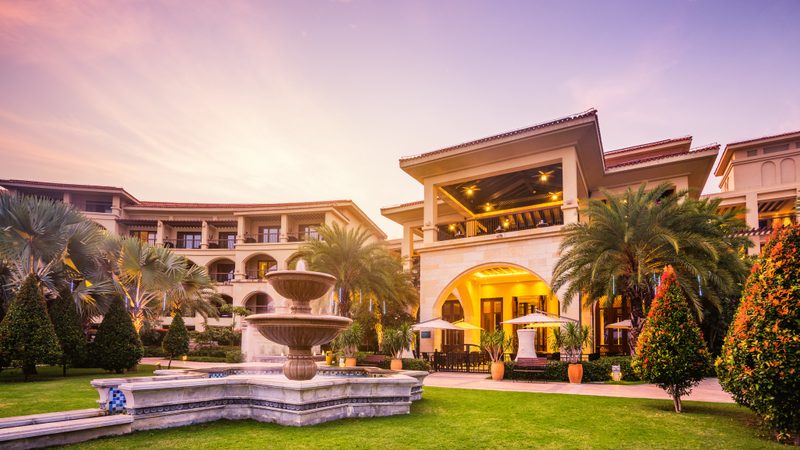 定制旅游，价格之谜：揭秘影响个人费用的关键因素